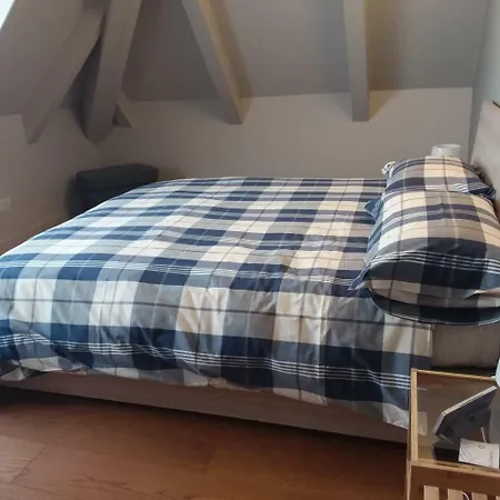Apartamento Bright And Spacious Top Foor Flat Milão